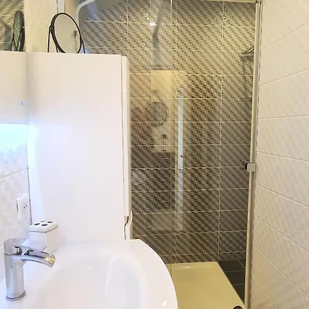 Beautiful 2-bedroom With Sea View In Apartmán *
