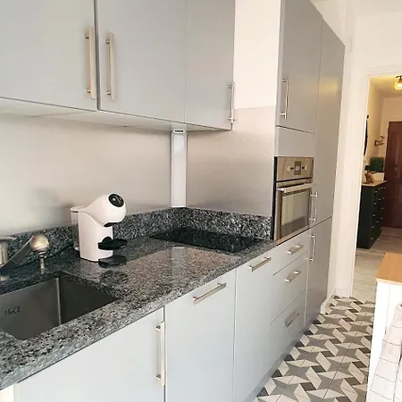 Apartmán Beautiful 2-bedroom With Sea View In