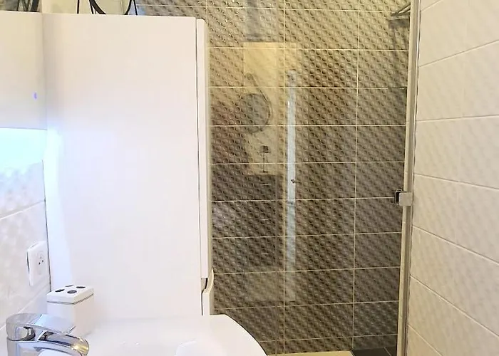 Beautiful 2-bedroom With Sea View In Lejlighed *