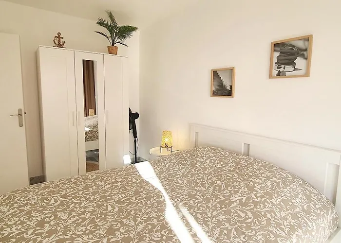 Beautiful 2-bedroom With Sea View In *