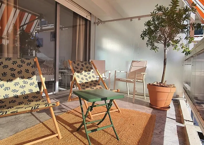 Beautiful 2-bedroom With Sea View In Lejlighed